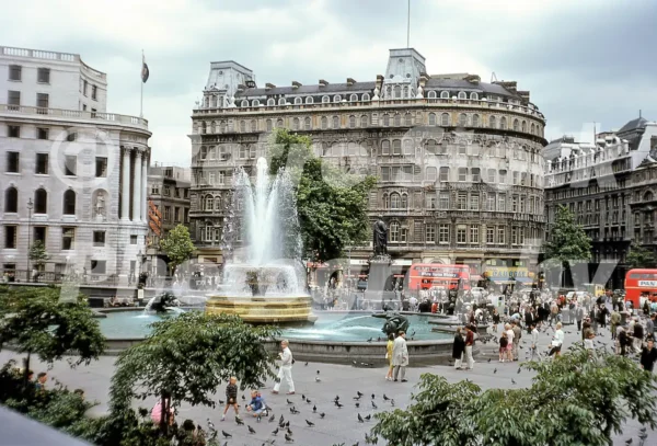 trafalgar square london 1966 52784758518 o