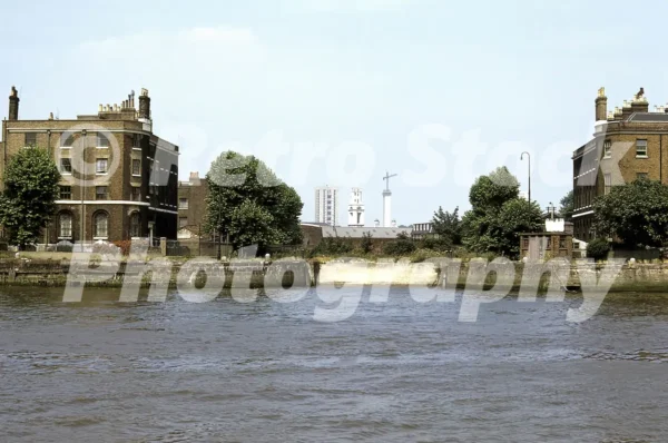 wapping pier head river thames london 1969 52784713585 o