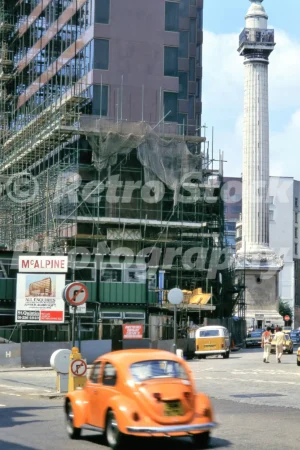 Lower Thames Street, London 1982