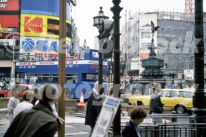 Piccadilly Circus, London 1987 - Vintage photo