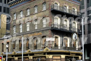 The Albert, Victoria Street, London 1984