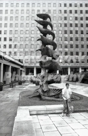 Torsion Fountain, Shell Centre, South Bank 1990s