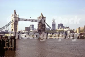 tower bridge london 1977 52740848561 o