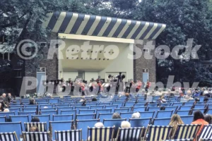 victoria embankment gardens london 1973 52741273845 o