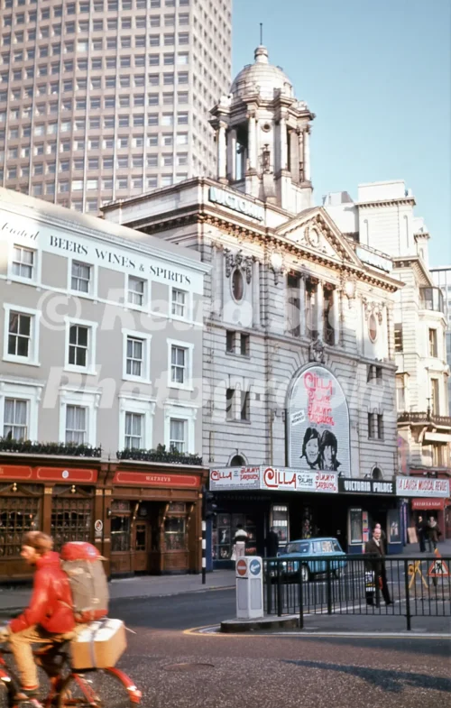victoria palace theatre victoria street london 1976 52336766323 o