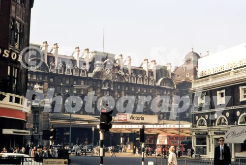 victoria station london 1971 52740834216 o