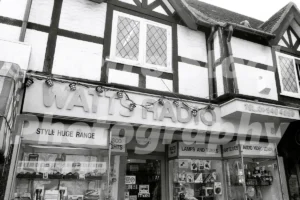 watts radio apple market kingston upon thames 1990s 52001817552 o