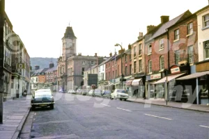 Broad Street, Welshpool 1971 - Vintage photo