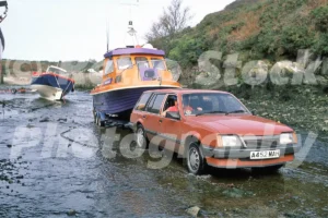 Vauxhall Cavalier estate and boat 1985