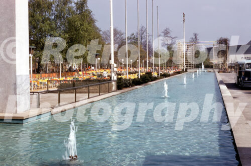 Vintage colour photo of a fountain-lined reflecting pool at Frankfurt Airport, Germany, 1961.