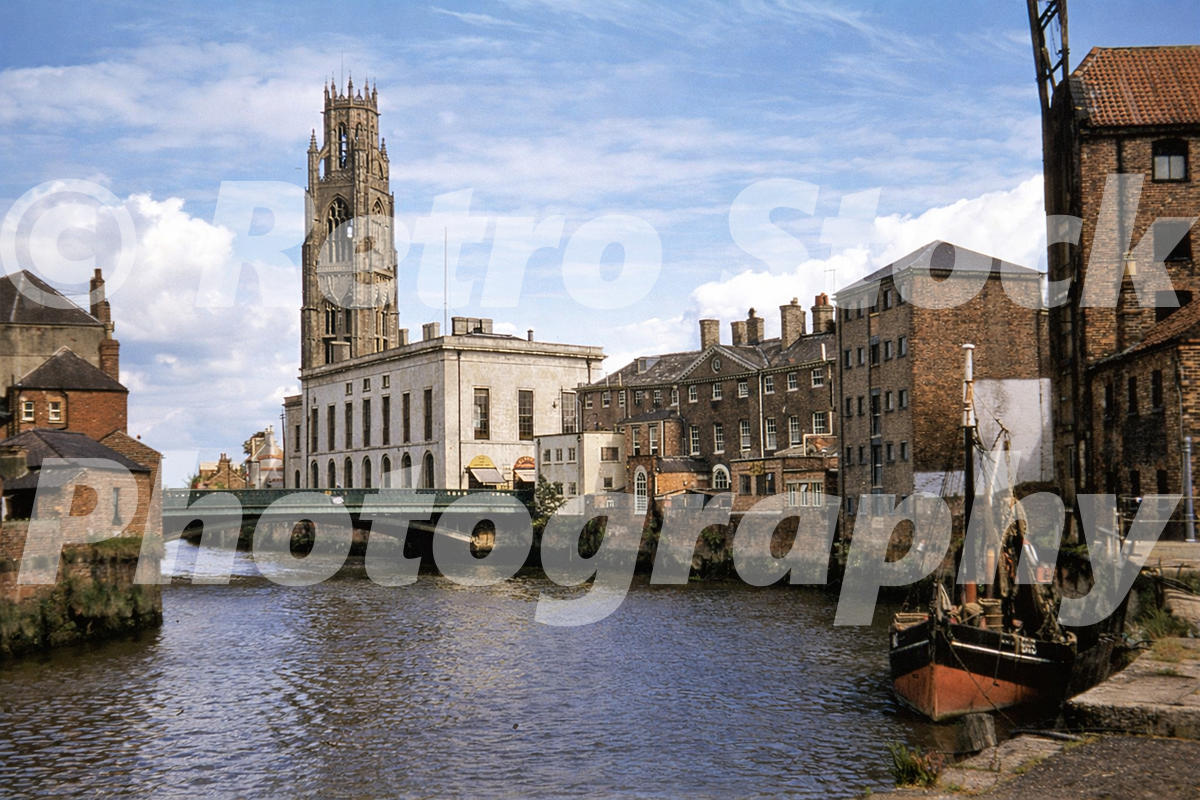Town Bridge and the River Witham in Boston, Lincolnshire, 1956