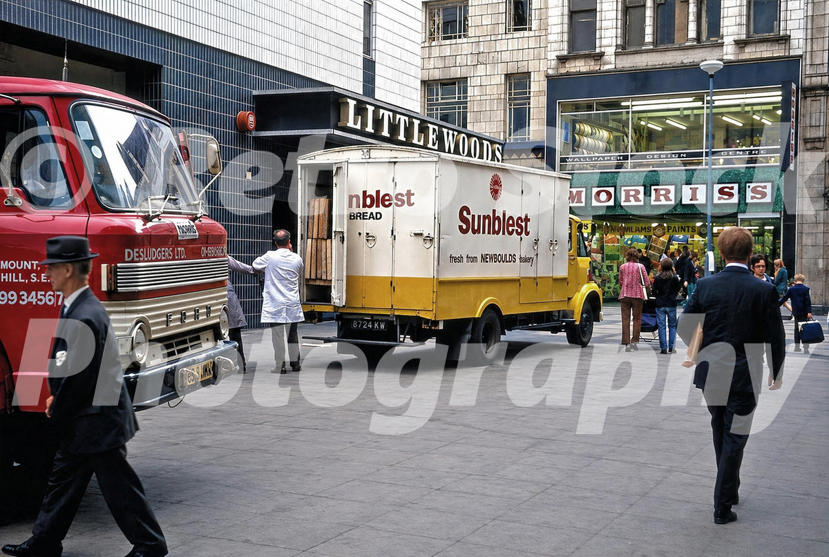 Lorries outside Morris’s and Littlewoods on Central Street, Leeds, 1972